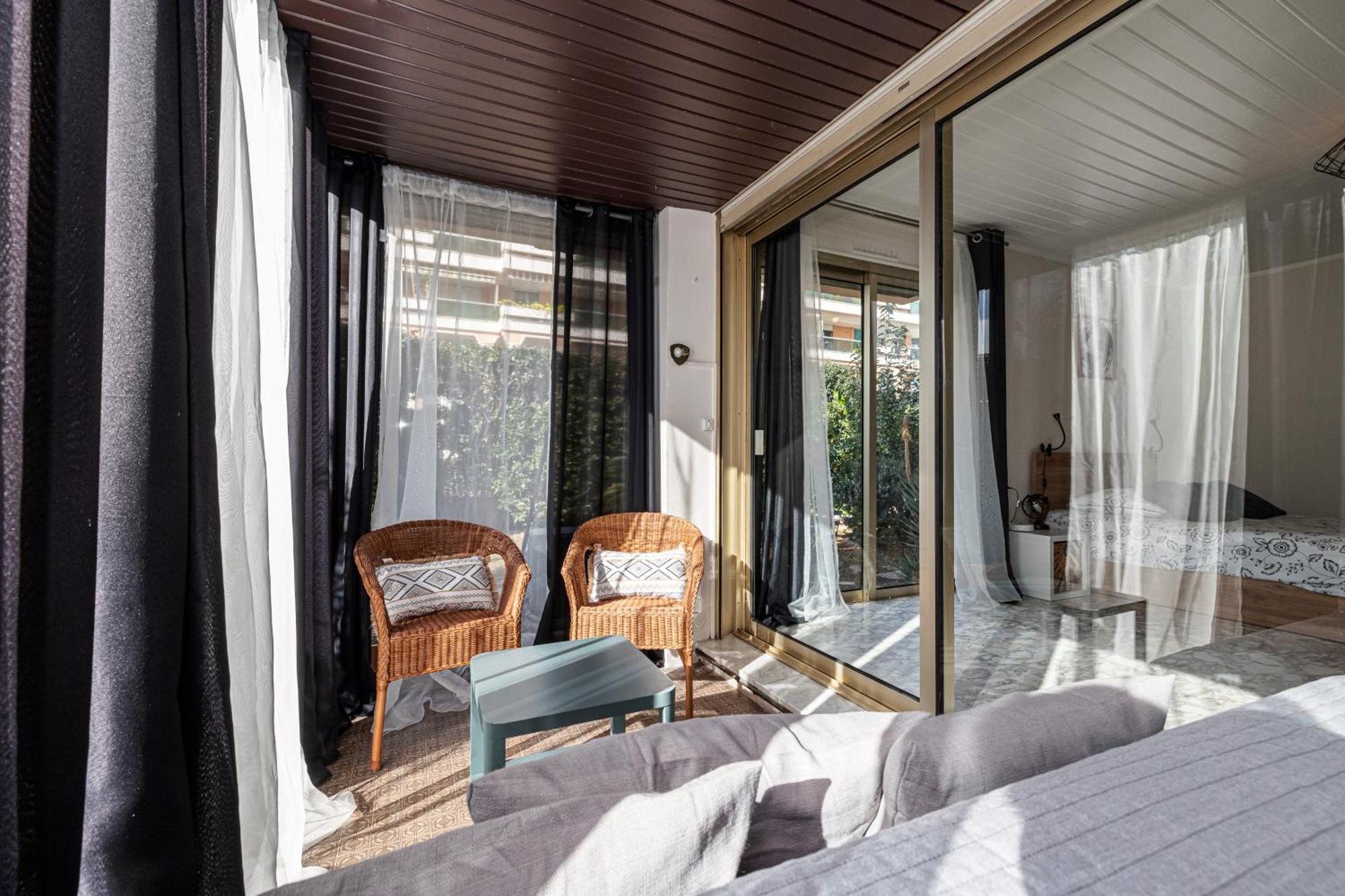 Ferienwohnung Le Globe Trotteur Saint-Laurent-du-Var Exterior foto