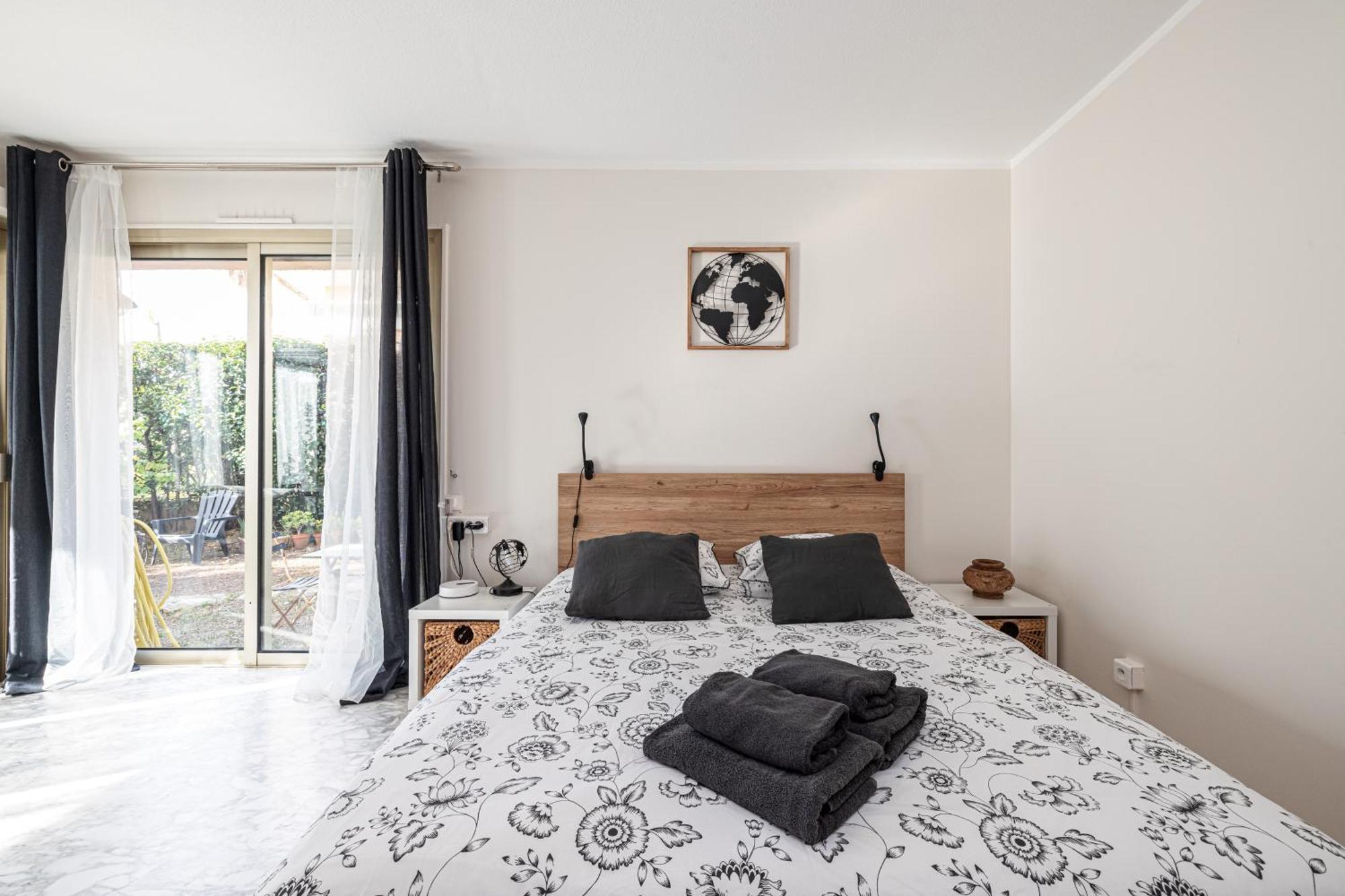 Ferienwohnung Le Globe Trotteur Saint-Laurent-du-Var Exterior foto